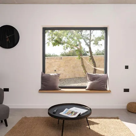 Zrinchi Holiday home *