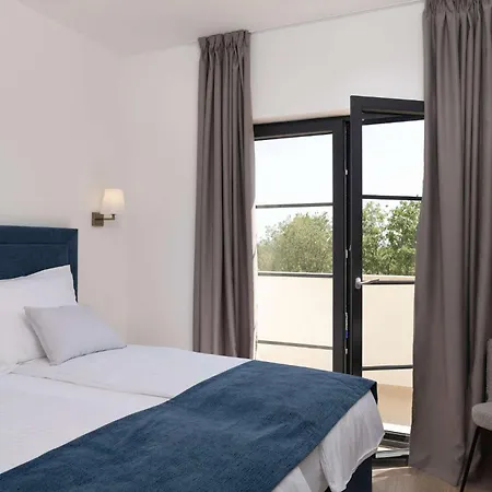 Zrinchi Holiday home Murvica (Policnik)