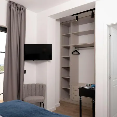 Zrinchi Dom wakacyjny